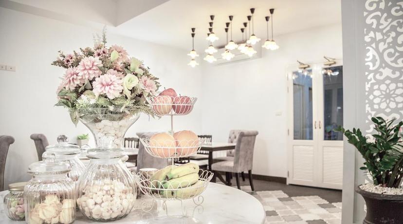 Imagen de los interiores del Hotel Noursabah Pattaya. Foto 7