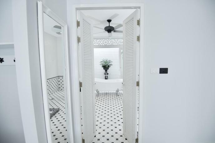 Imagen de la habitación del Hotel Noursabah Pattaya. Foto 5