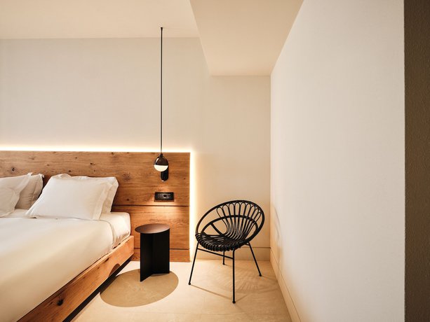 Imagen de la habitación del Hotel Nous Santorini. Foto 19