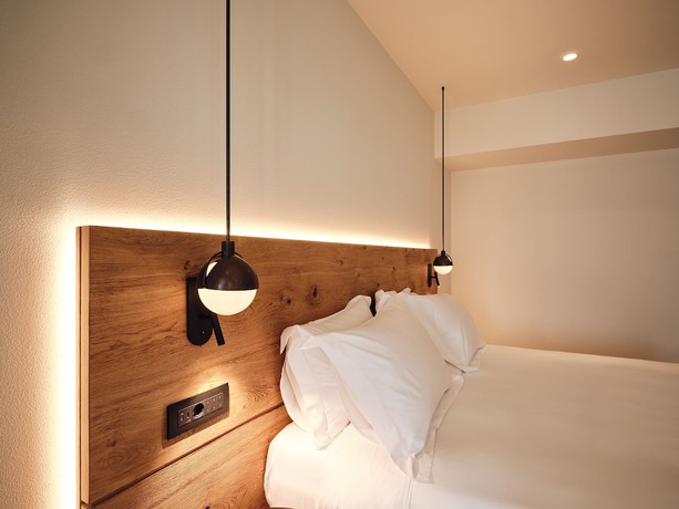 Imagen de la habitación del Hotel Nous Santorini, a Member of Design Hotels. Foto 3