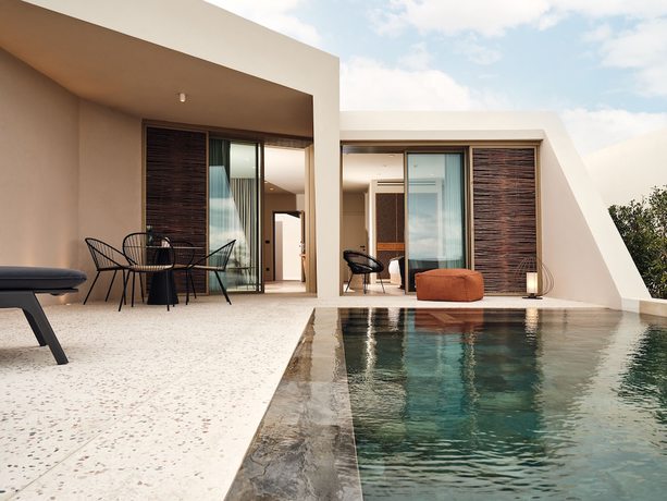 Imagen general del Hotel Nous Santorini, a Member of Design Hotels. Foto 1