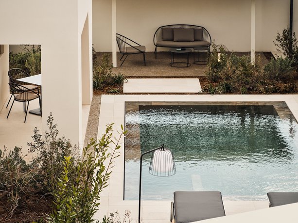 Imagen de la habitación del Hotel Nous Santorini, a Member of Design Hotels. Foto 17