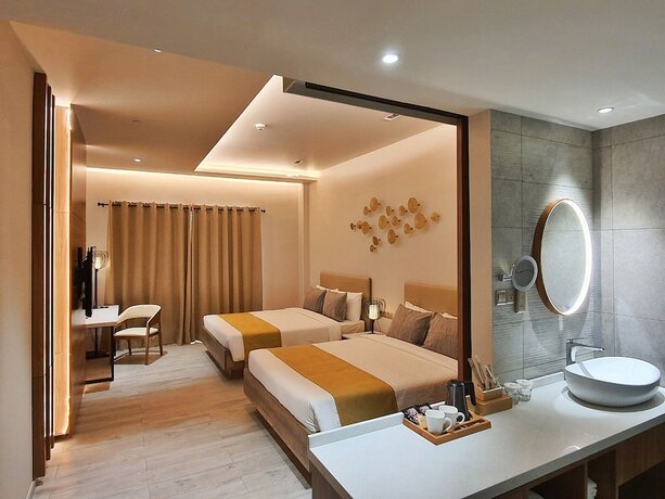 Imagen de la habitación del Hotel Nouveau Resort. Foto 19