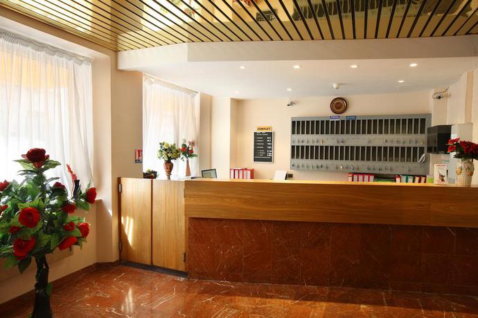 Imagen de los interiores del Hotel Nouvel, Montmartre-Sacr&eacute; Coeur. Foto 7