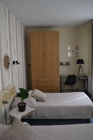 Imagen de la habitación del Hotel Nouvel Paris. Foto 13