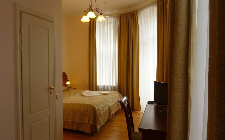 Imagen de la habitación del Hotel Nouvelle Europe. Foto 7