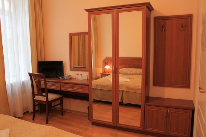 Imagen de la habitación del Hotel Nouvelle Europe. Foto 17