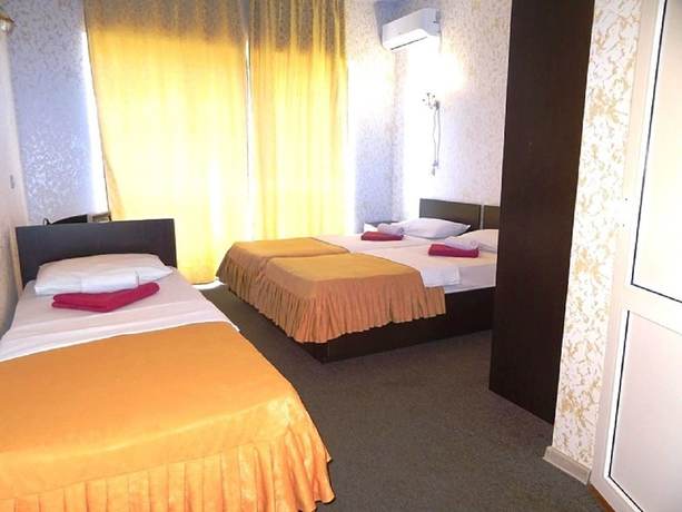 Imagen de la habitación del Hotel Nouvelle. Foto 9