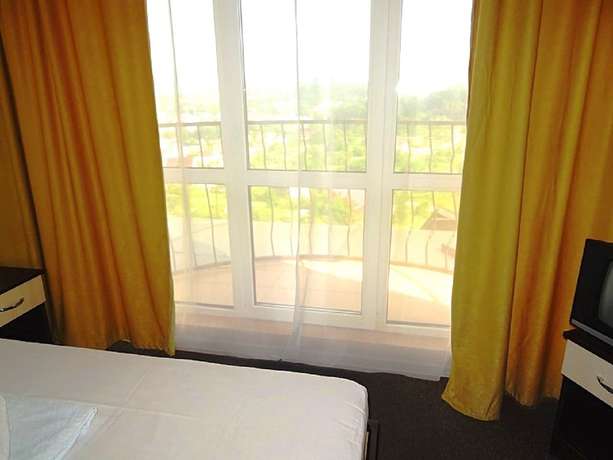 Imagen de la habitación del Hotel Nouvelle. Foto 17