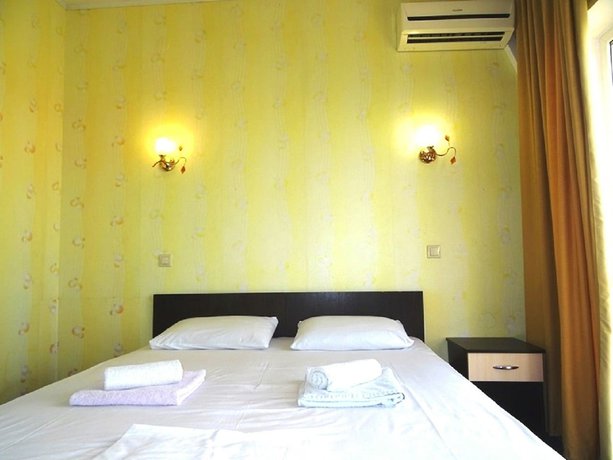 Imagen de la habitación del Hotel Nouvelle. Foto 18