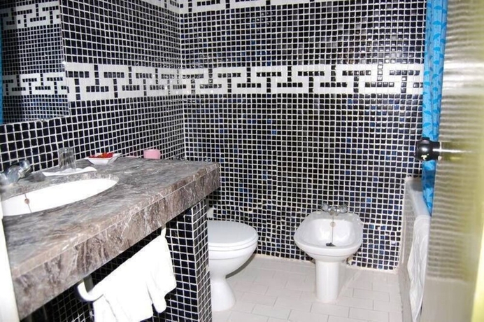 Imagen de la habitación del Hotel Nouzha La Perle Du Tourisme. Foto 13