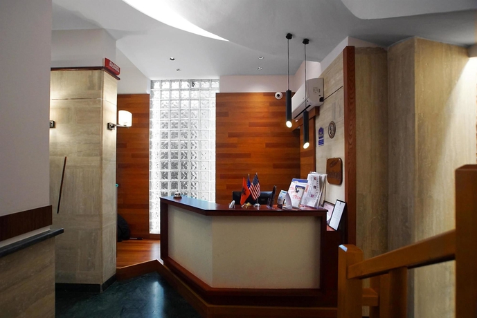 Imagen de los interiores del Hotel Nov Hotel. Foto 10