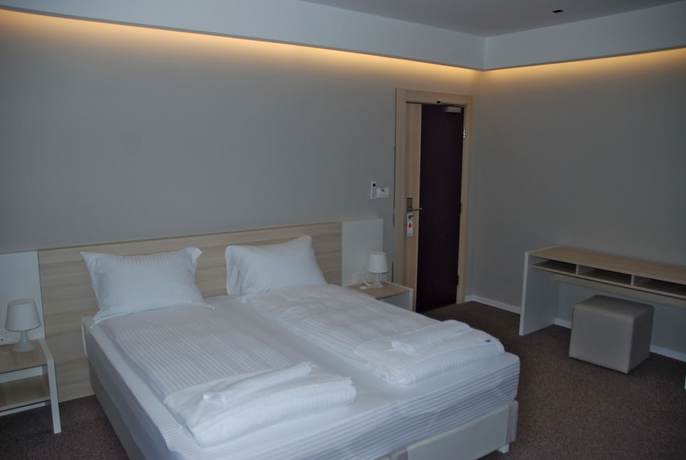 Imagen de la habitación del Hotel Nova Bentba&scaron;a. Foto 9
