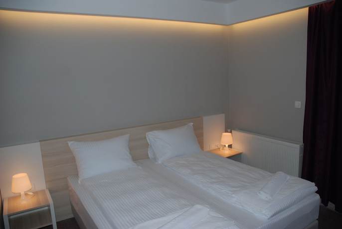 Imagen de la habitación del Hotel Nova Bentba&scaron;a. Foto 12