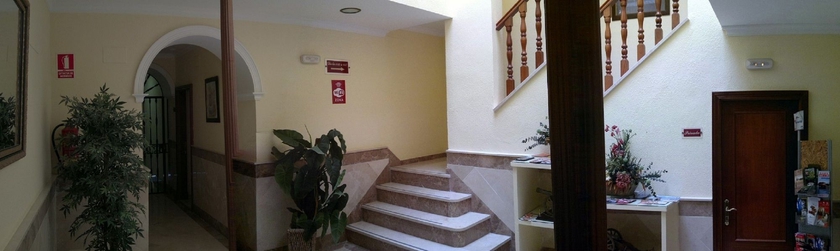 Imagen de los interiores del Hotel Nova Centro. Foto 12