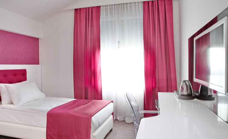 Imagen de la habitación del Hotel Nova City Signature Collection. Foto 7