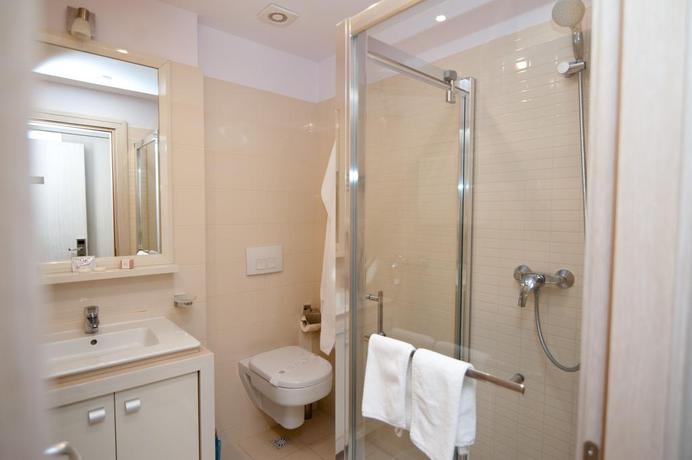 Imagen de los interiores del Hotel Nova. Foto 6