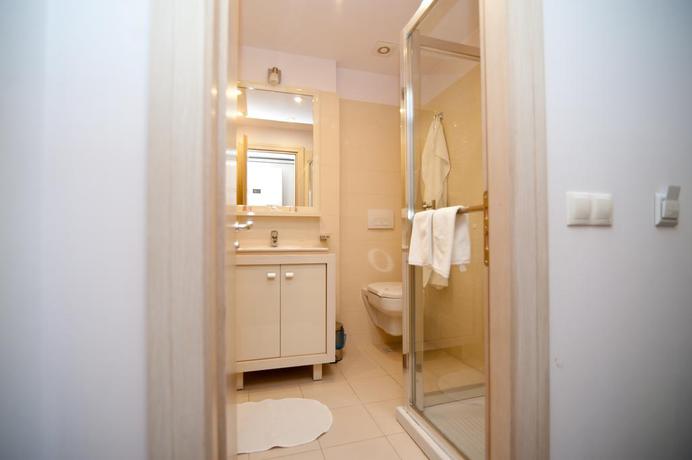 Imagen de los interiores del Hotel Nova. Foto 7