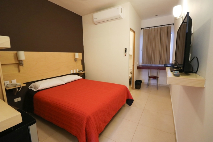 Imagen de la habitación del Hotel Nova. Foto 12