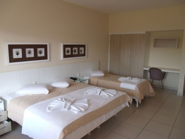 Imagen de la habitación del Hotel Nova Guarapari. Foto 5