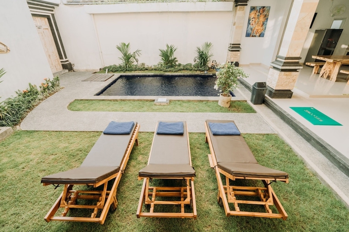 Imagen de la piscina del Hotel Nova Guest House. Foto 14