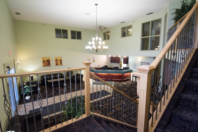Imagen de los interiores del Hotel Nova Inn Acheson. Foto 12