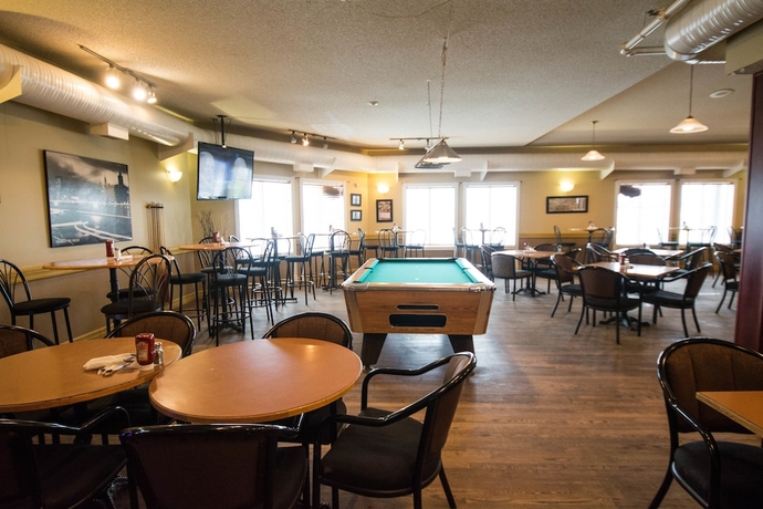 Imagen del bar/restaurante del Hotel Nova Inn Acheson. Foto 4