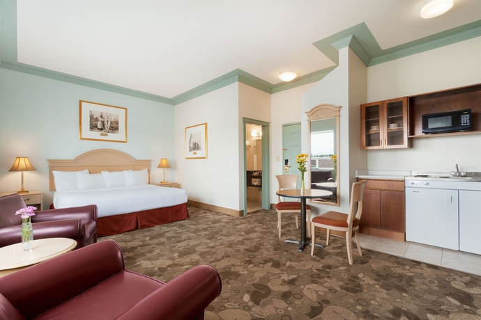 Imagen de los interiores del Hotel Nova Inn Yellowknife. Foto 9