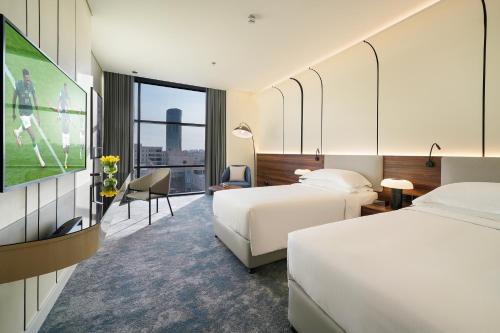 Imagen de la habitación del Hotel Nova M, Edge by Rotana. Foto 11