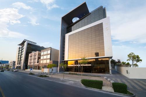 Imagen general del Hotel Nova M, Edge by Rotana. Foto 2