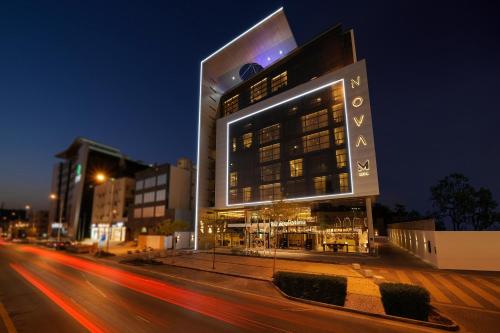 Imagen general del Hotel Nova M, Edge by Rotana. Foto 1