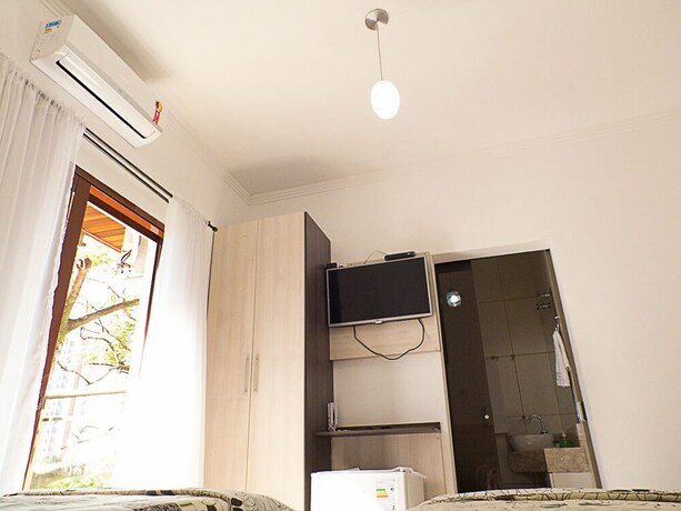 Imagen de la habitación del Hotel Nova Odessa. Foto 5