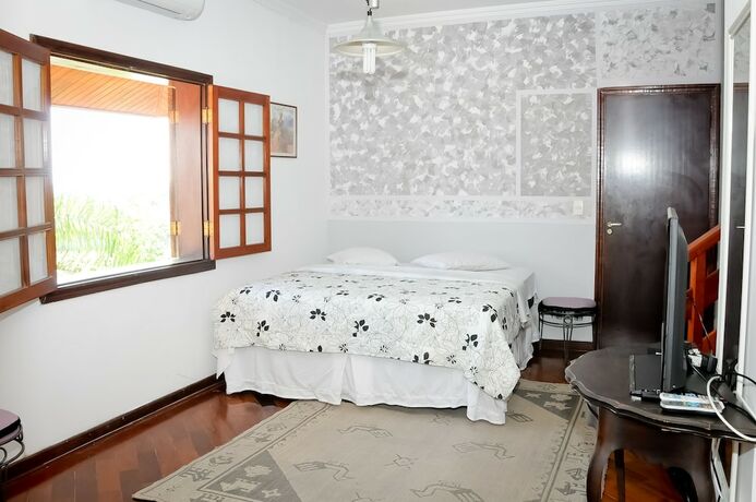Imagen de la habitación del Hotel Nova Odessa. Foto 6