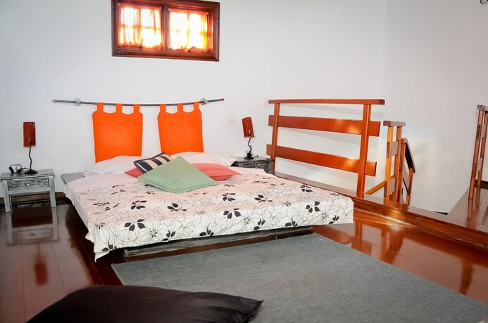 Imagen de la habitación del Hotel Nova Odessa. Foto 17