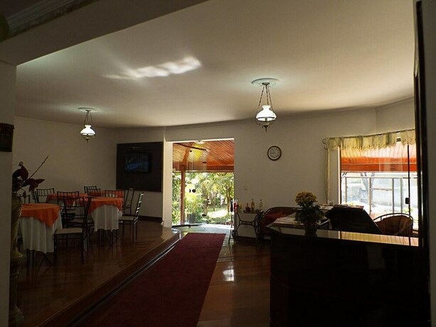 Imagen de los interiores del Hotel Nova Odessa. Foto 20