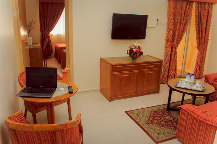 Imagen de la piscina del Hotel Nova Park, Sharjah. Foto 14