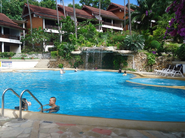 Imagen de la piscina del Hotel Nova Samui Resort. Foto 16