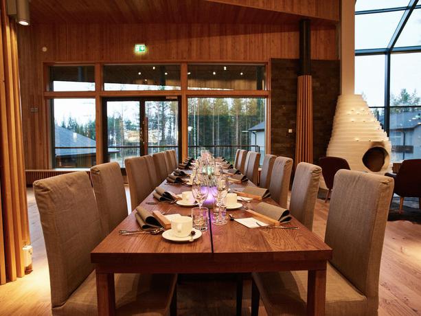 Imagen del bar/restaurante del Hotel Nova Skyland. Foto 4