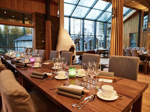 Imagen del bar/restaurante del Hotel Nova Skyland. Foto 5