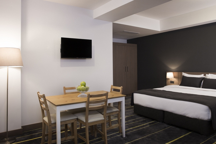 Imagen de la habitación del Hotel Nova Yerevan. Foto 15