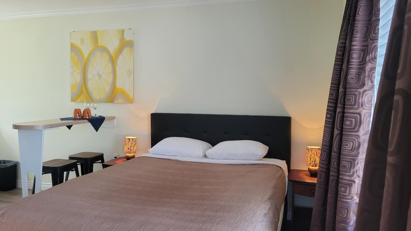Imagen de la habitación del Hotel NovaStar Motel On The Lake. Foto 11