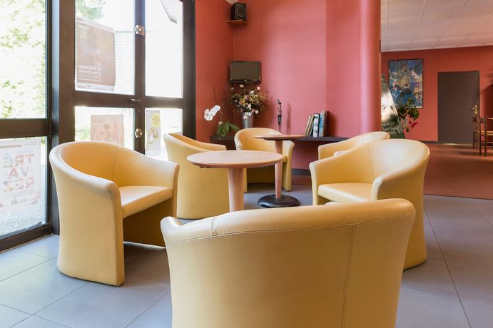 Imagen del bar/restaurante del Hotel Novalis. Foto 2