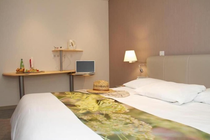 Imagen de la habitación del Hotel Novalis. Foto 10