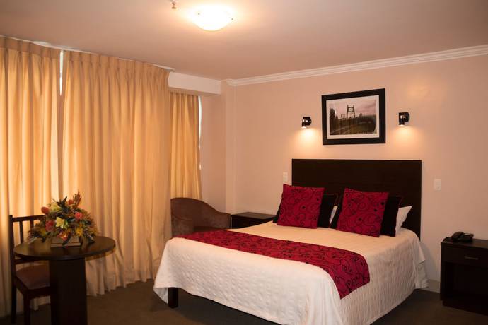Imagen de la habitación del Hotel Novalux. Foto 2