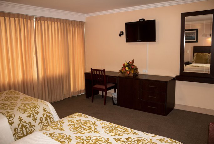 Imagen de la habitación del Hotel Novalux. Foto 3