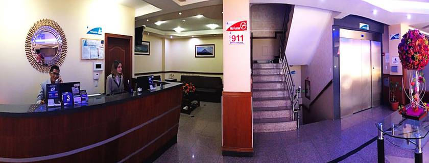 Imagen de los interiores del Hotel Novalux. Foto 19