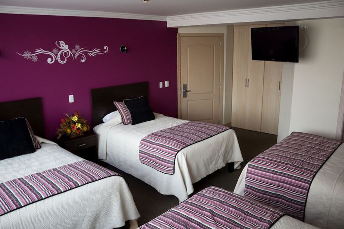 Imagen de la habitación del Hotel Novalux. Foto 6
