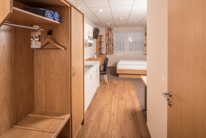 Imagen de la habitación del Hotel Novapark Das Flugzeughotel. Foto 3