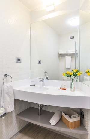 Imagen de la habitación del Hotel Novapark. Foto 10