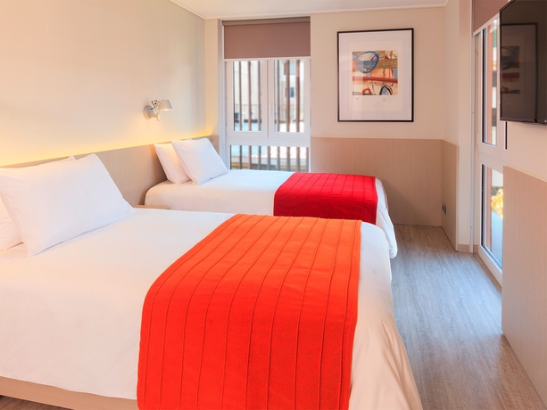 Imagen de la habitación del Hotel Novapark. Foto 15